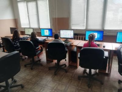 Проект "Равен достъп до училищно образование в условията на кризи" 7